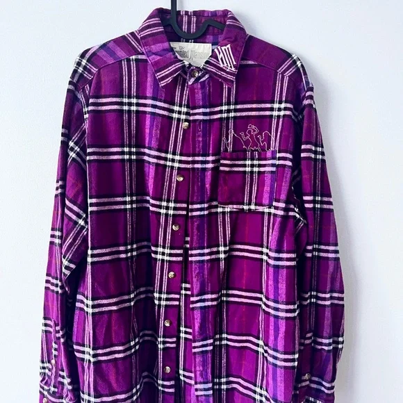 Cakeworthy: Hitchhiking Ghosts Flannel - Picture 2 of 3